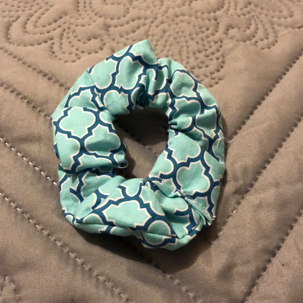 100% Handmade Scrunchie